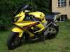 Nabízím k prodeji motorku Honda CBR 900 RR žluté barvy. Rok výroby 2001 - velmi dobrý technický stav. Při rychlém jednání možná sleva. Volejte 776 336 784